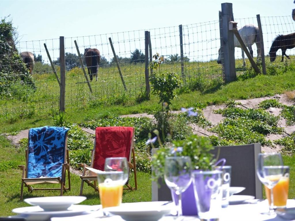 Gites & Tiny Houses Les Hauts De Toulvern Baden Δωμάτιο φωτογραφία